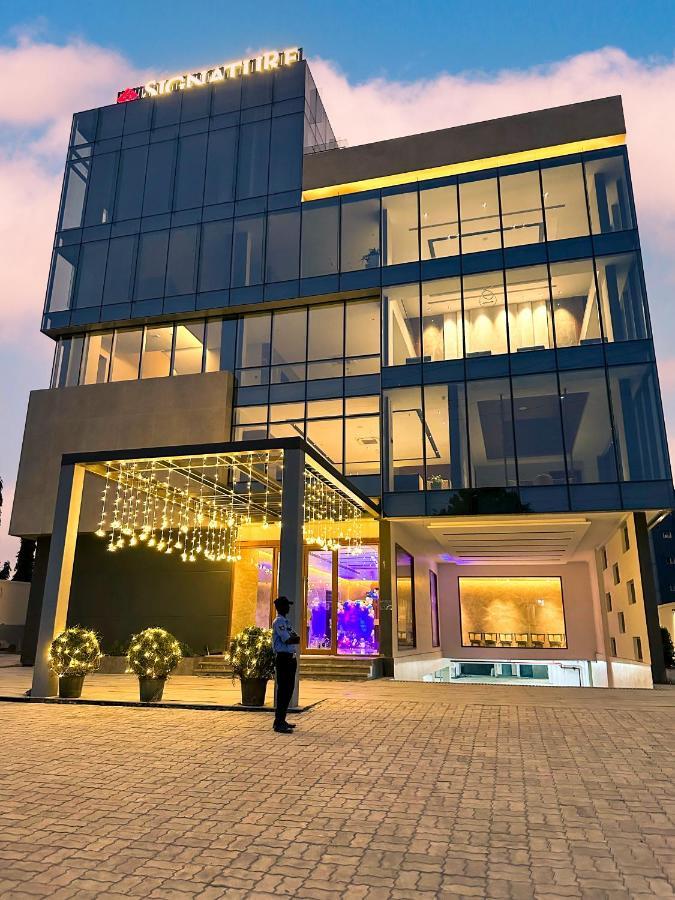 Signature Hotels Visakhapatnam Exterior photo